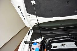 2014款大众帕萨特1.8TSI DSG尊荣导航版