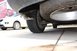 2013款起亚索兰托2.4L汽油四驱至尊版7座