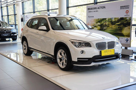 2014款宝马X1 sDrive20i X设计套装