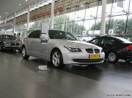 2010款华晨宝马523Li到店实拍