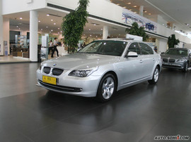 2010款华晨宝马523Li到店实拍