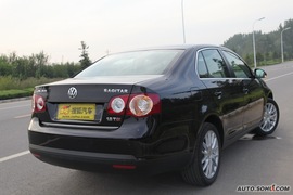 2009款大众速腾冠军版试驾