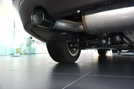2013款宝马320i旅行运动设计套装