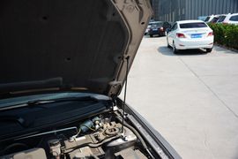 2013款海马福美来1.6L手动精英版
