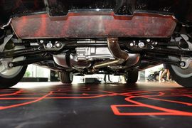 2014款路虎揽胜极光2.0T 5门耀动版