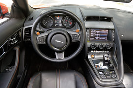 2015款捷豹F-TYPE V8 S试驾实拍
