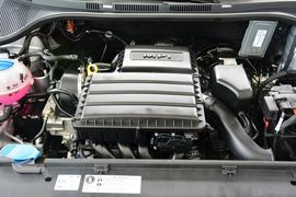 2013款斯柯达昕锐1.6L自动智选型