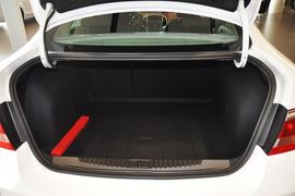 2013款别克英朗GT 1.6L手动进取版