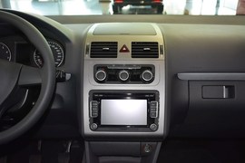 2013款大众途安1.4T自动舒适版5座