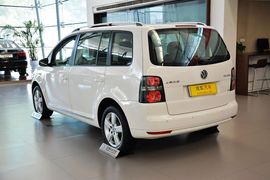 2013款大众途安1.4T自动舒适版5座
