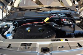 2014款路虎揽胜极光2.0T 5门耀享版