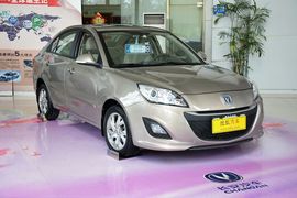 2012款长安悦翔V5 1.5L手动运动型 国四