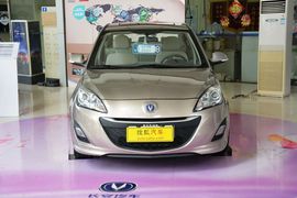 2012款长安悦翔V5 1.5L手动运动型 国四