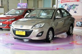 2012款长安悦翔V5 1.5L手动运动型 国四