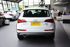 2013款奥迪Q5 2.0TFSI豪华型