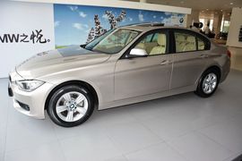 2014款宝马320i时尚型