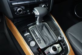 2013款奥迪Q5 2.0TFSI豪华型