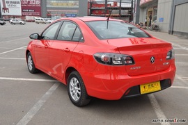 2009款长安悦翔三厢自动尊贵版