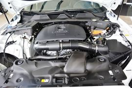 2014款捷豹XJL 2.0T两驱全景商务版