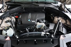 2014款宝马5系GT 528i设计套装