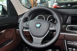 2014款宝马5系GT 528i设计套装