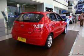 2009款现代i30