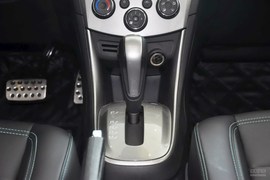 2014款雪佛兰创酷1.4T四驱旗舰型变形金刚限量版