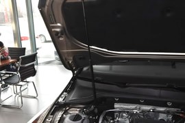 2014款大众高尔夫1.6L手动时尚型