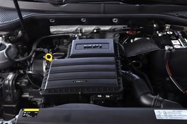 2014款大众高尔夫1.6L手动时尚型