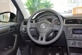 2013款大众新桑塔纳1.4L手动舒适版