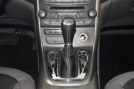 2014款雪佛兰迈锐宝50周年纪念版2.4L手自一体豪华版