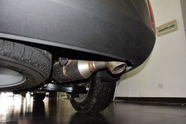 2013款起亚索兰托2.4L汽油四驱豪华版5座