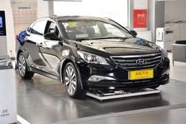 2014款现代名图2.0L自动旗舰型