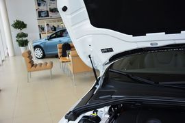 2015款沃尔沃V60 2.0T T5智雅个性运动版