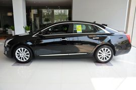 2014款凯迪拉克XTS 28T手自一体精英型