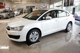 2013款雪铁龙世嘉三厢1.6L自动品尚型