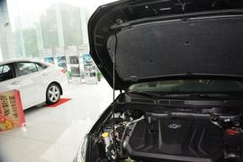 2014款奔腾B70 2.0L手自一体舒适型