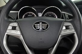2014款奔腾B70 2.0L手自一体舒适型