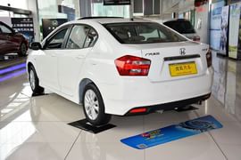 2012款本田锋范1.5L手动精英版