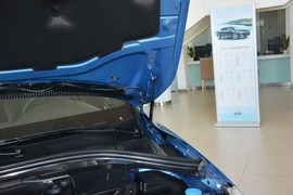 2015款沃尔沃XC60 2.0T T5个性运动版