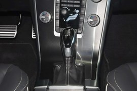 2015款沃尔沃XC60 2.0T T5个性运动版