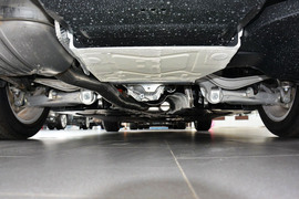 2013款宝马740Li领先型