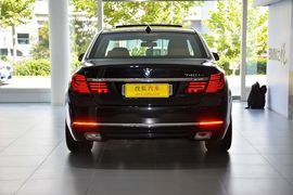 2013款宝马740Li领先型