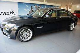 2013款宝马740Li领先型