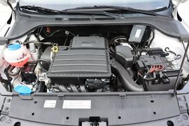 2013款大众捷达1.6自动豪华型实拍