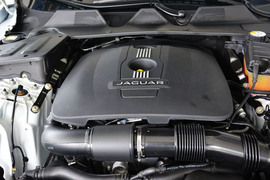 2014款捷豹XJL 2.0T两驱典雅商务版