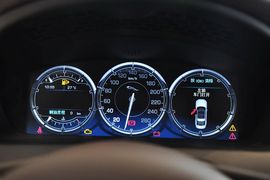 2014款捷豹XJL 2.0T两驱典雅商务版