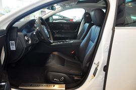 2014款捷豹XJL 2.0T两驱典雅商务版
