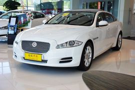 2014款捷豹XJL 2.0T两驱典雅商务版