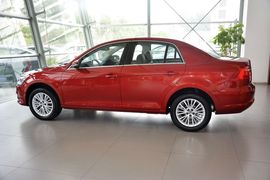 2014款大众宝来1.6L自动豪华型